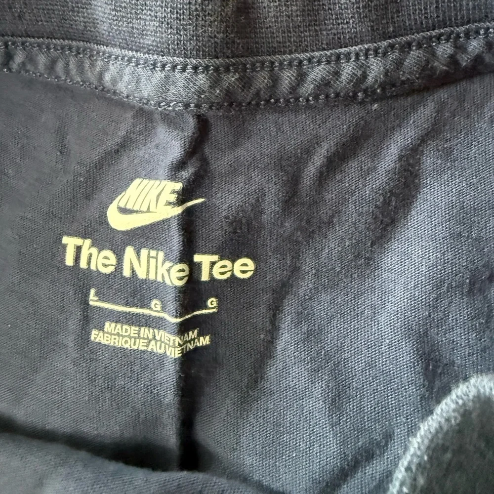 T-SHIRT NIKE NSW ESSENTIAL + CORE 1 TEE Navy Blue Men’s Size Large - Picture 3 of 7